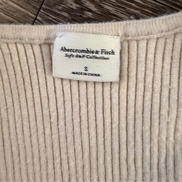 Abercrombie & Fitch Knit Ribbed Faux Wrap Bodysuit - Picture 3 of 4